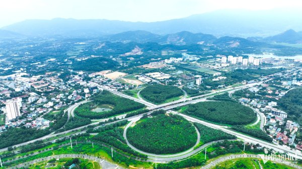 Việt Nam cảnh báo về sự thay đổi giá đất lớn khi các bảng định giá mới được tung ra