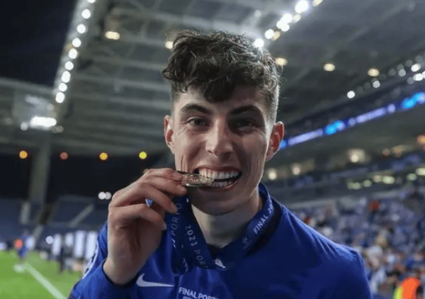 8 mục tiêu sau 8 trận! Người chơi bị bỏ rơi 21 tuổi của Manchester City bùng nổ