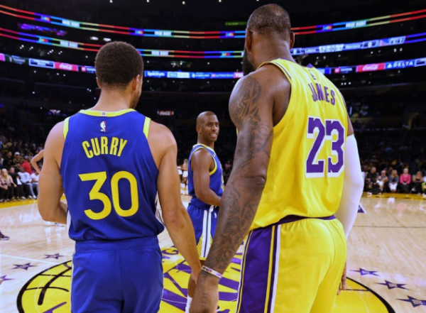 Undercurrents! Bốn đội hỏi về James, James đã gia hạn bộ phim hồi hộp hợp đồng của mình, Lakers phải